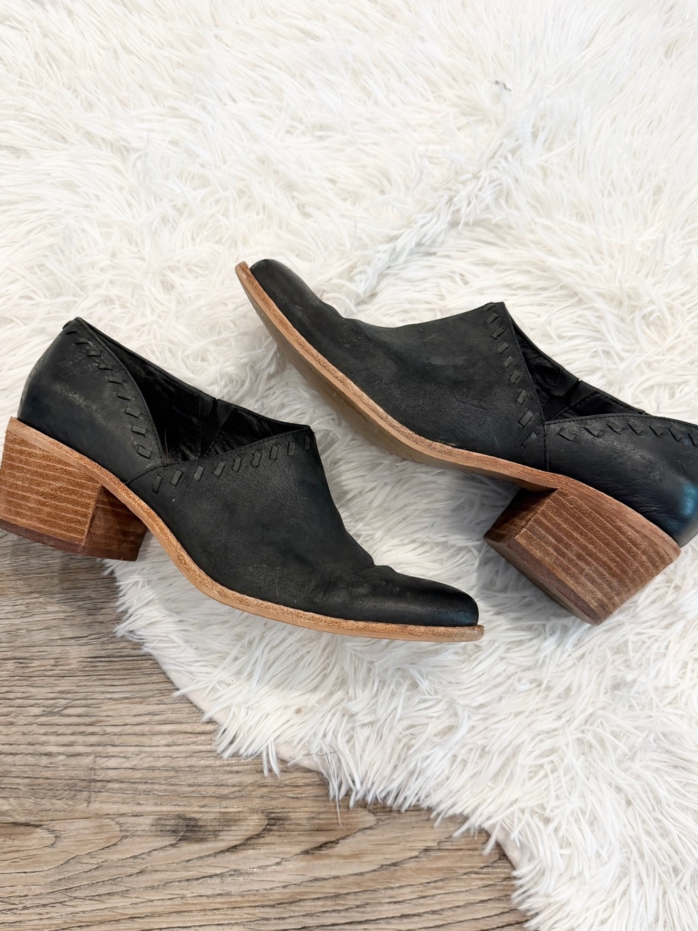 Caslon Julian Leather Booties Boots 8.5 Fall Winter